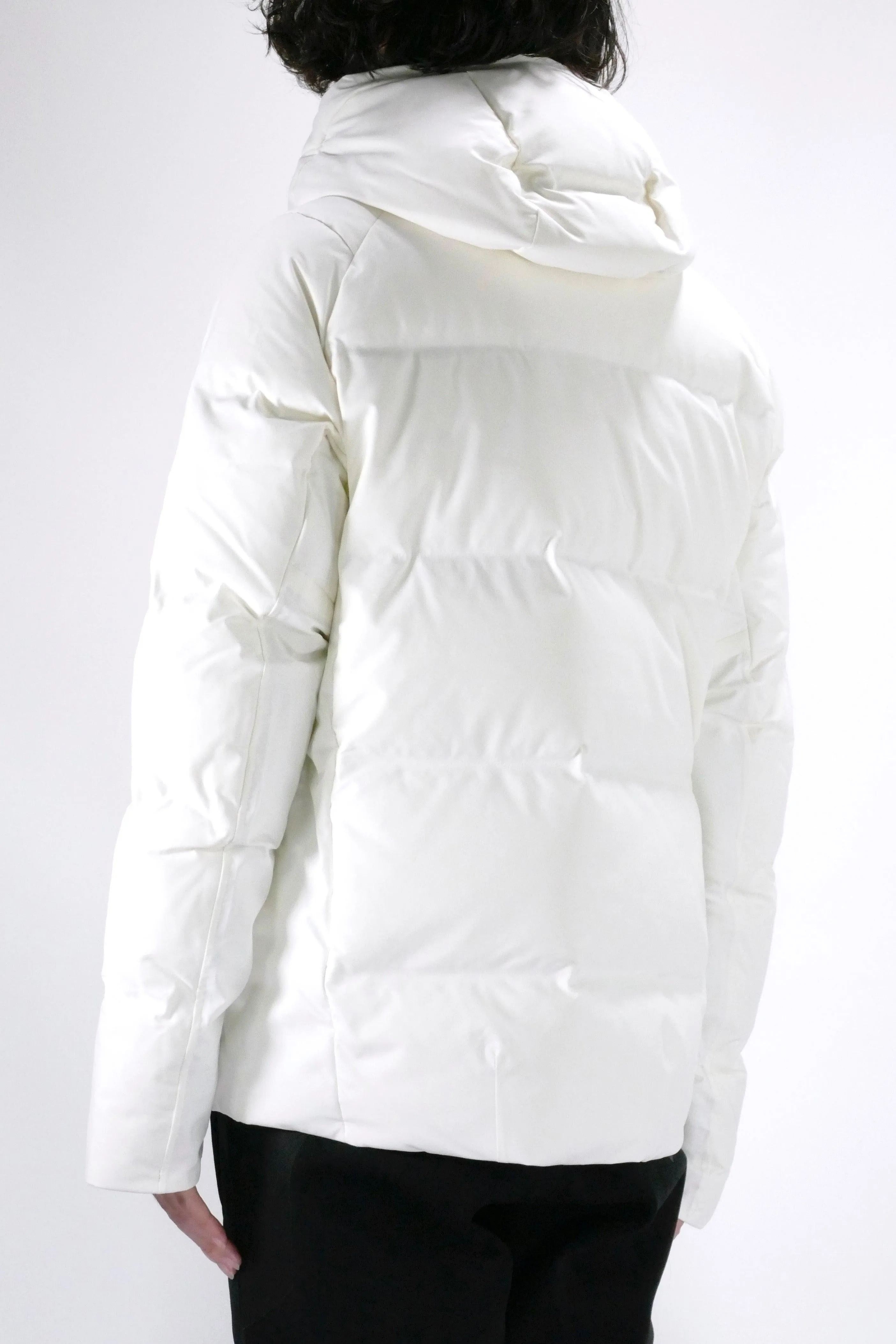 Descente Mizusawa Down Mountaineer Parka - White