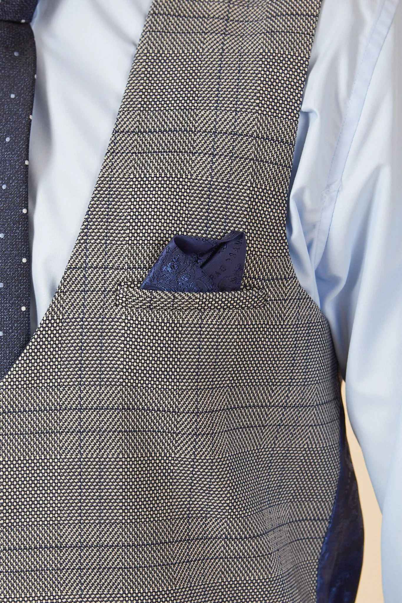 JERRY - Grey Check Suit With Single Breasted Waistcoat